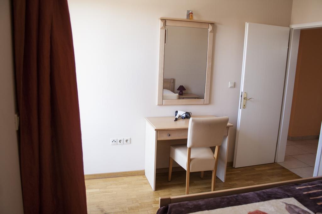 Apartments Mirage Novalja Εξωτερικό φωτογραφία