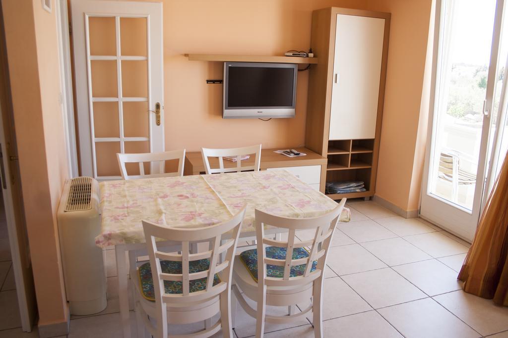 Apartments Mirage Novalja Εξωτερικό φωτογραφία
