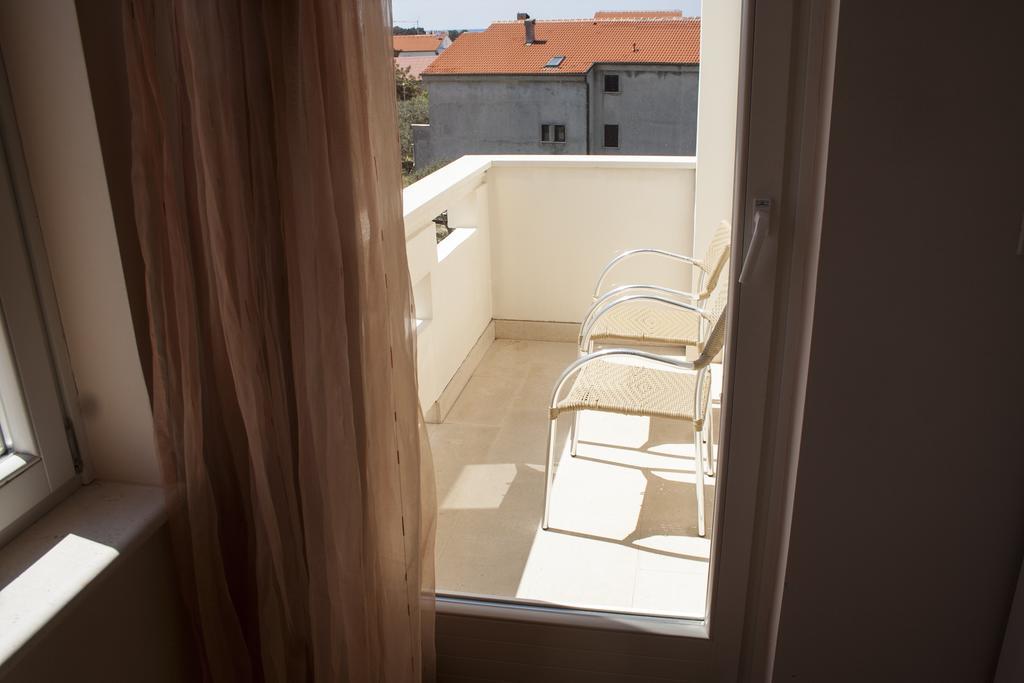 Apartments Mirage Novalja Εξωτερικό φωτογραφία