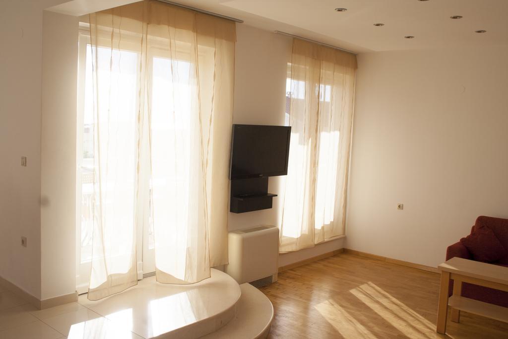 Apartments Mirage Novalja Εξωτερικό φωτογραφία