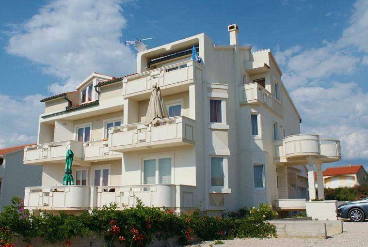 Apartments Mirage Novalja Εξωτερικό φωτογραφία